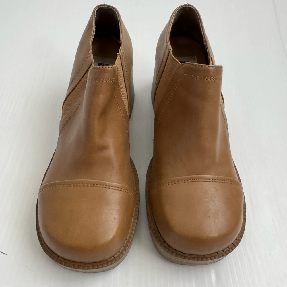 Vintage Maurices y2k Tan Block Heel platform faux leather size 9